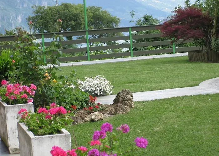 Frühstückspension Garden Solto Collina