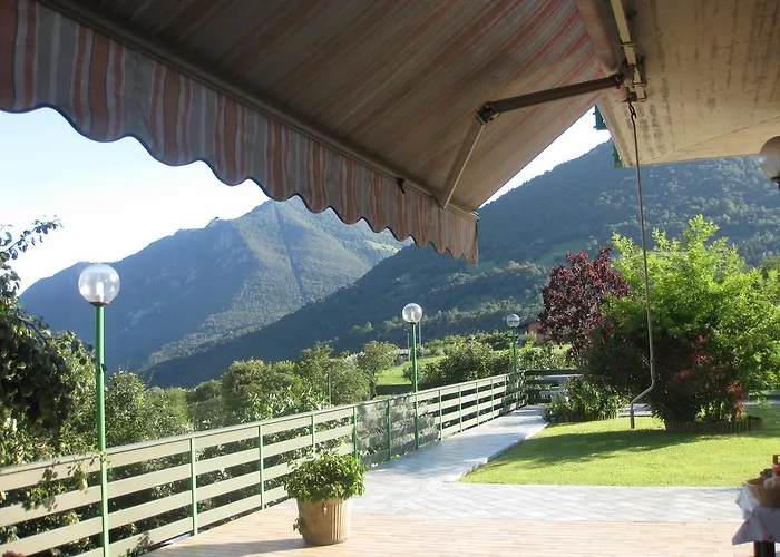 Frühstückspension Garden Solto Collina